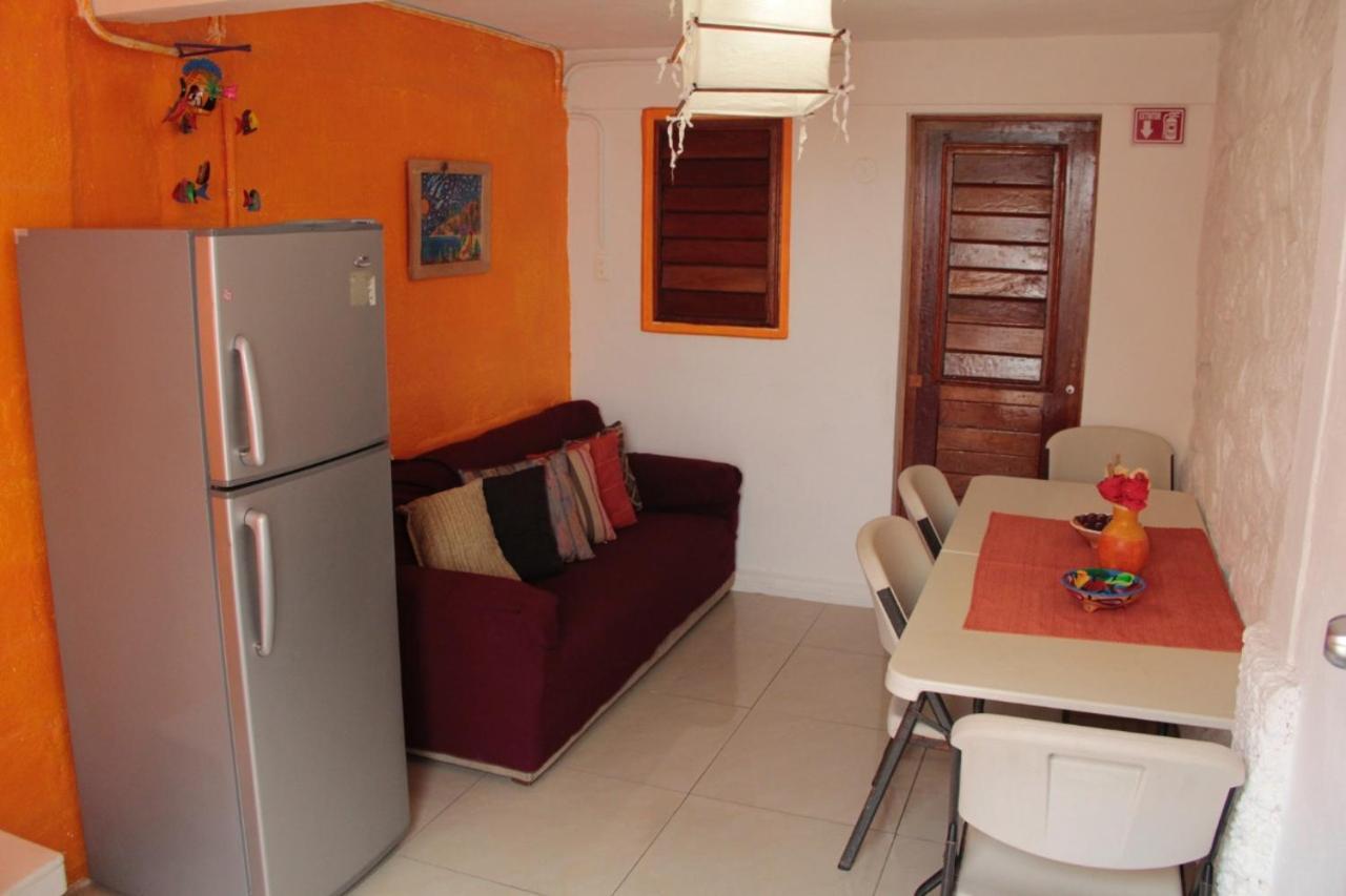 Отель La Casa Naranja Исла-Мухерес Экстерьер фото